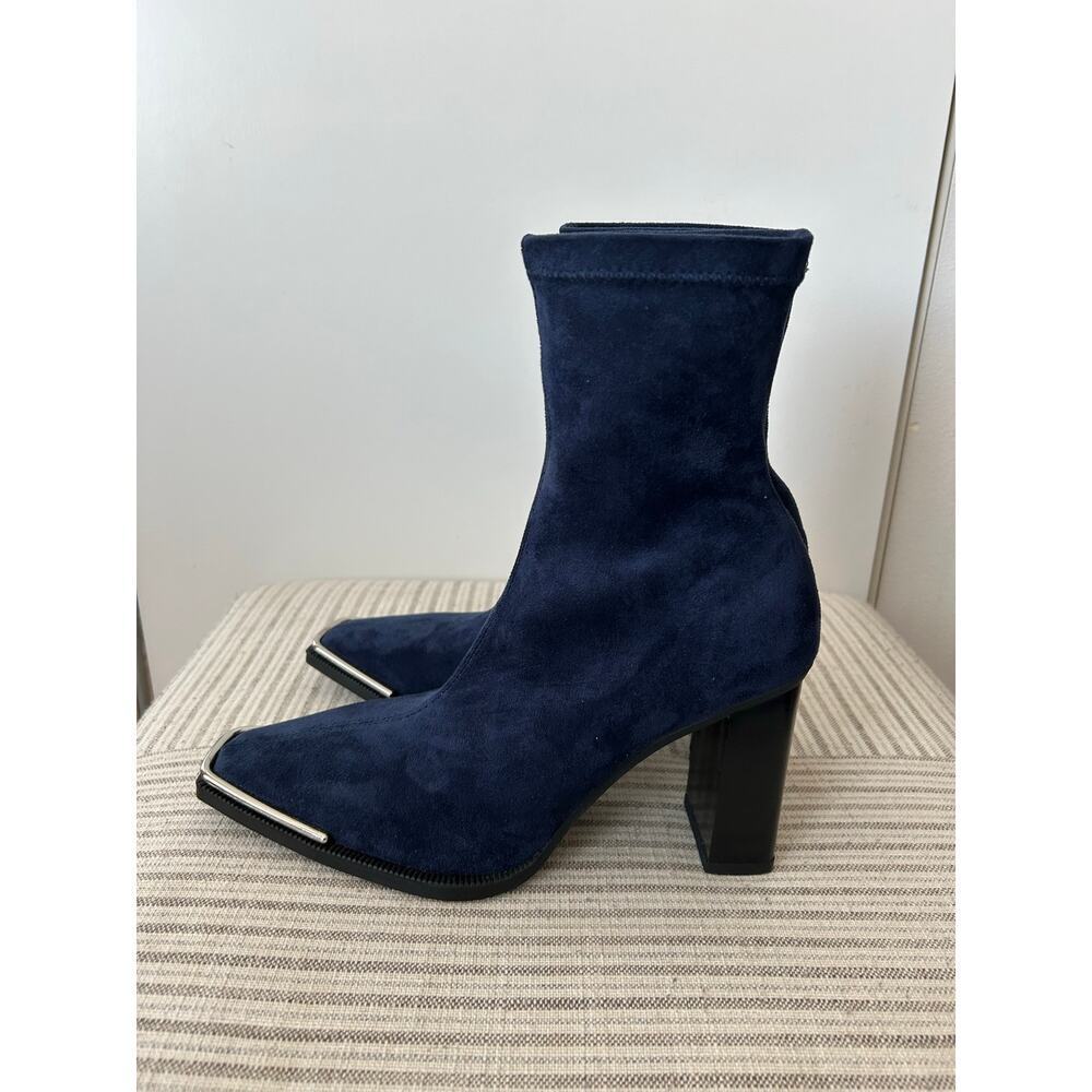 Torgeis New York Womens Katya Navy Suede sock ankle block heel boot - sz 7 - Picture 3 of 7